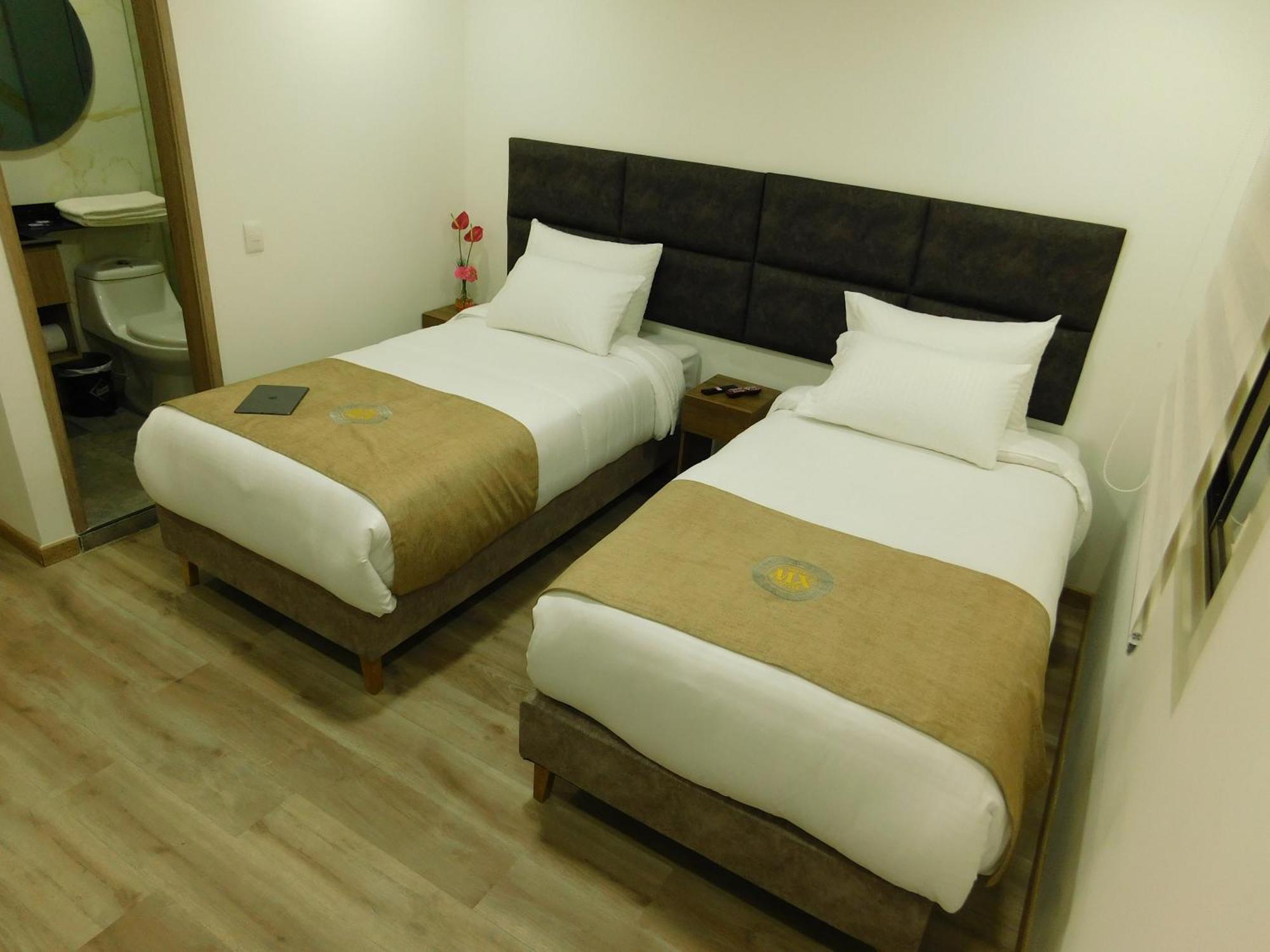 Hotel Mx Богота Экстерьер фото